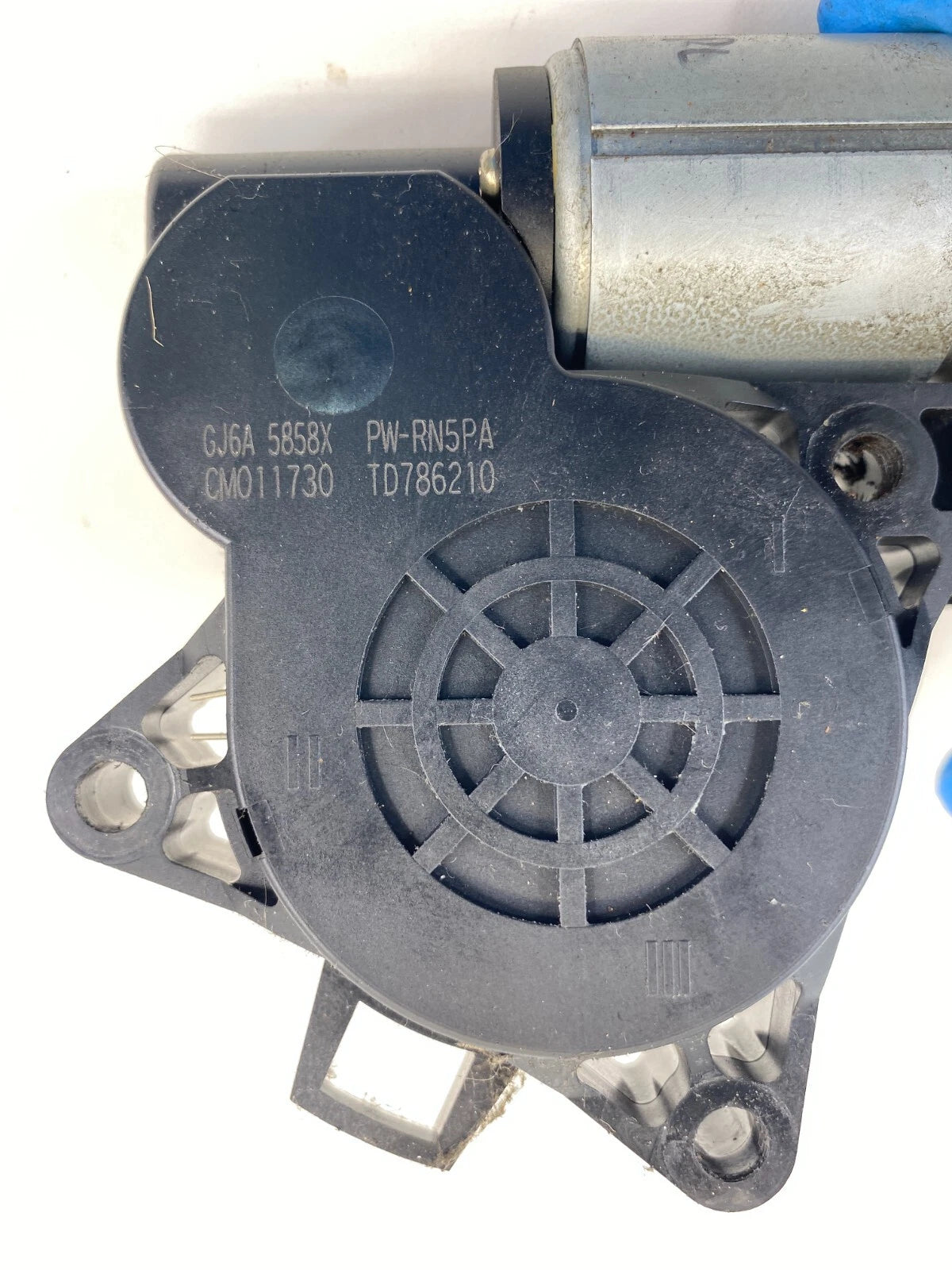 2004-2009 MAZDA 3 REAR LEFT SIDE DOOR POWER WINDOW MOTOR ASSEMBLY GJ6A5858X OEM