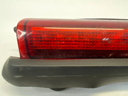 2000-2006 CHEVROLET TAHOE REAR 3RD THIRD BRAKE LIGHT STOP LAMP ASSY 15170955 OEM