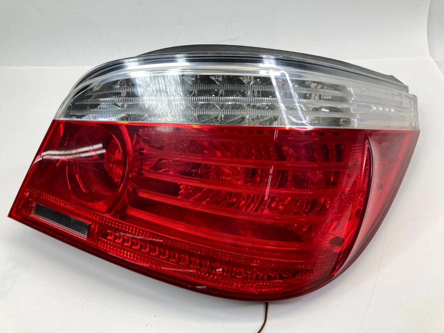 2008-2010 BMW 550i 528I 535I XDRIVE M5 REAR RIGHT SIDE TAILLIGHT TAIL LAMP ASSY