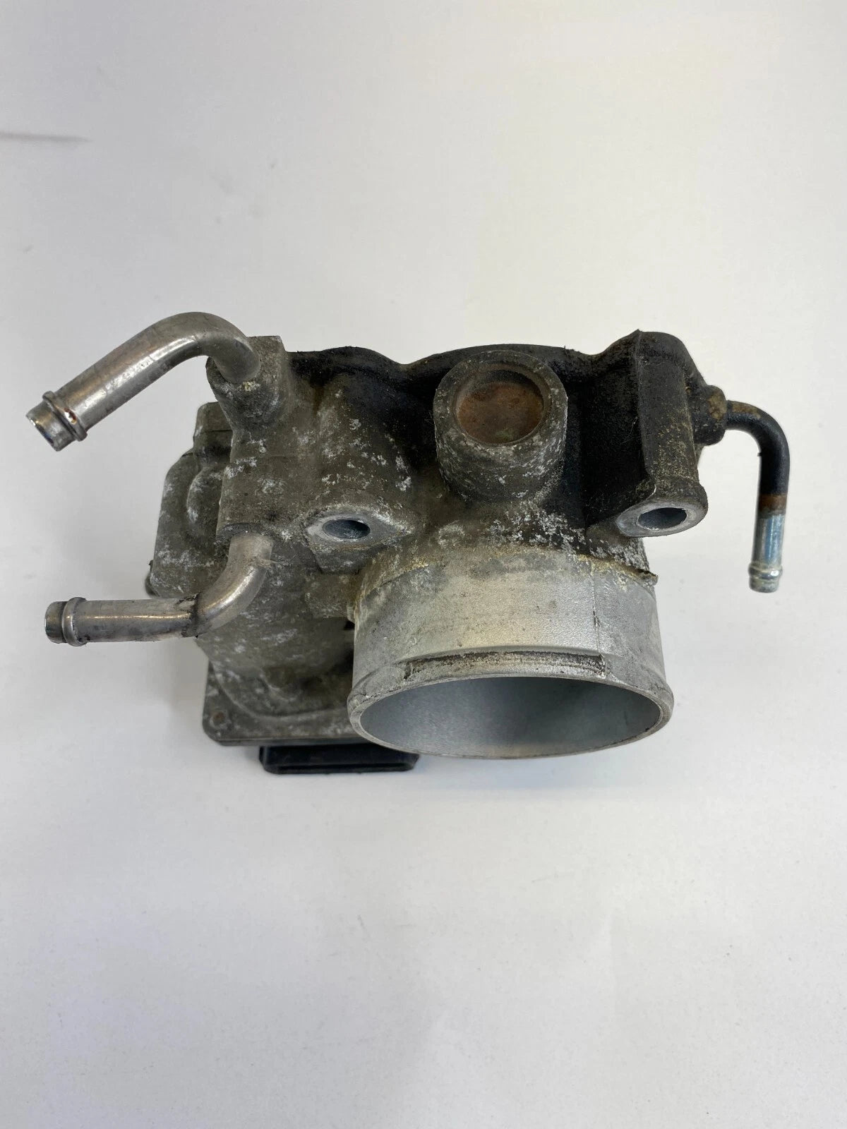 2009 2010 PONTIAC VIBE 2.4L L4 THROTTLE BODY THROTTLE VALVE 22030-0H030 OEM
