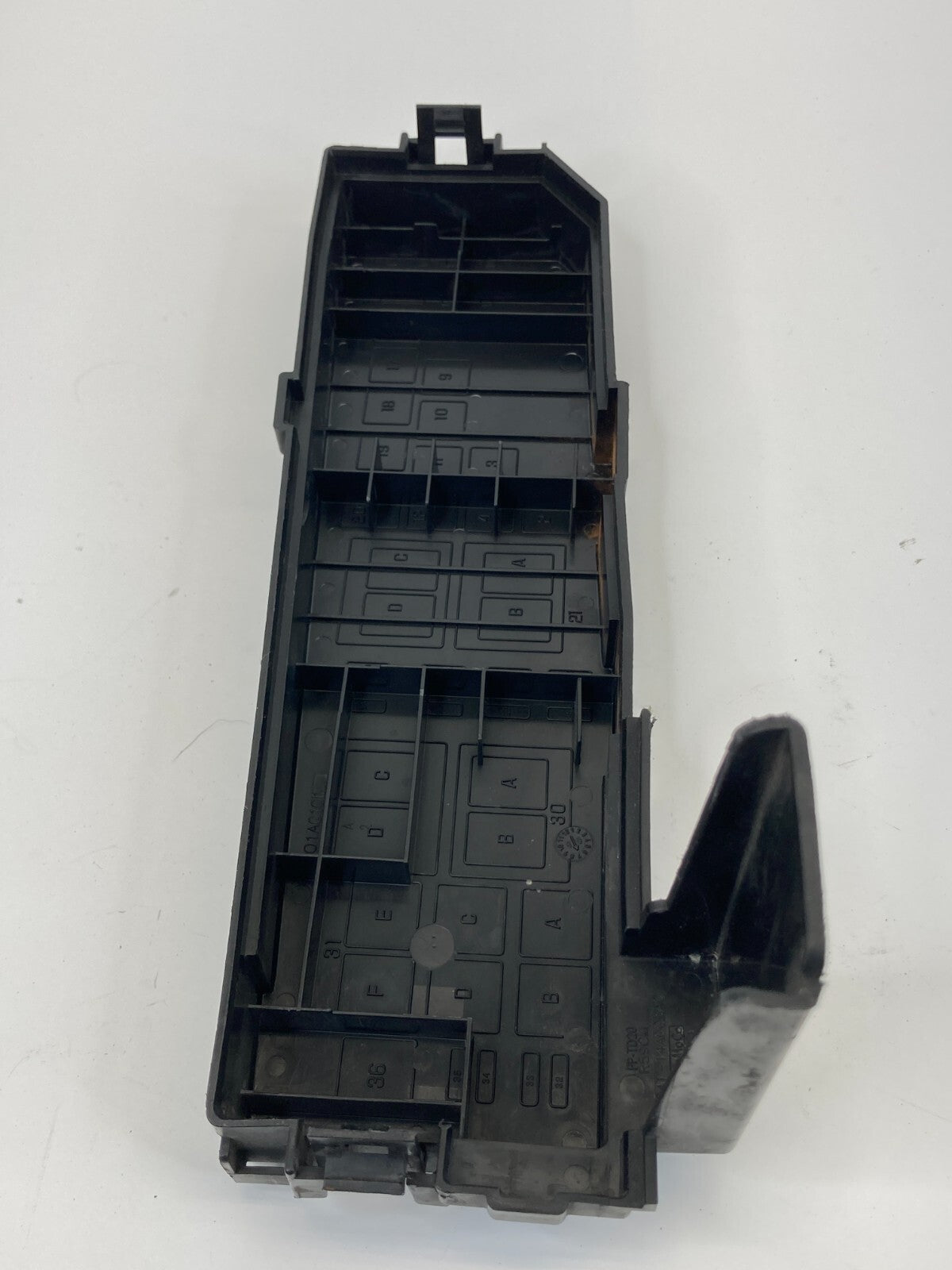 2008-2011 Ford Focus 2.0L Engine Fuse Relay Box Cover Lid Cap 8S4T-14A003AC OEM