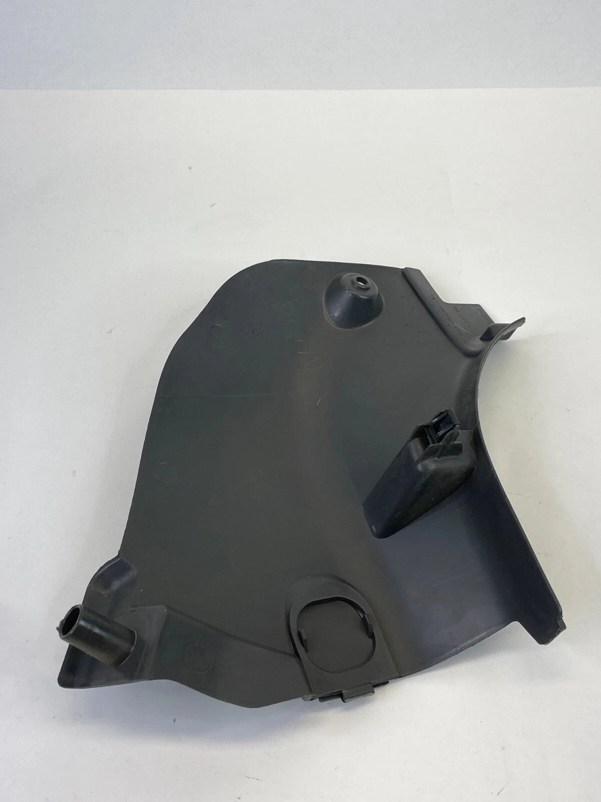 01-07 FORD ESCAPE FRONT RH PASSENGER SIDE KICK COWL PANEL TRIM YL84-7802348 OEM