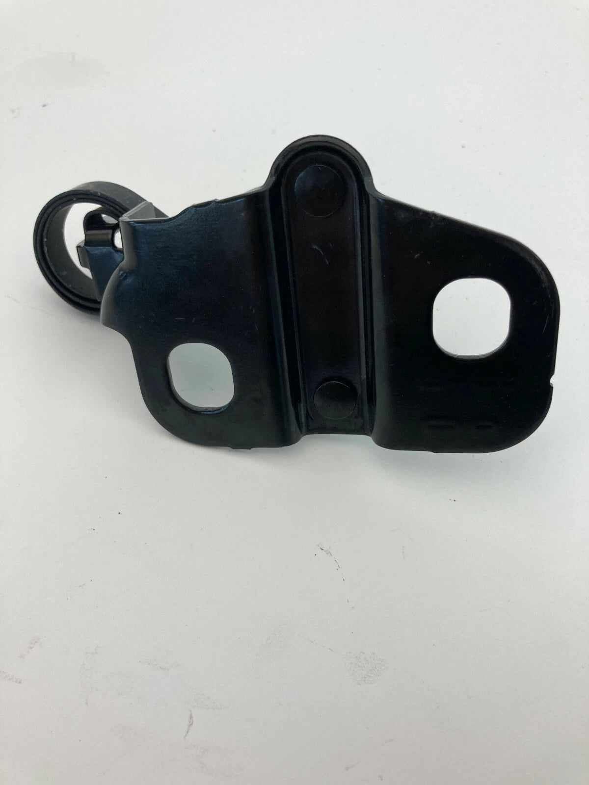 2005-2010 CHEVROLET COBALT 2.2L COUPE REAR TRUNK LATCH LOCK CATCH STRIKER PLATE