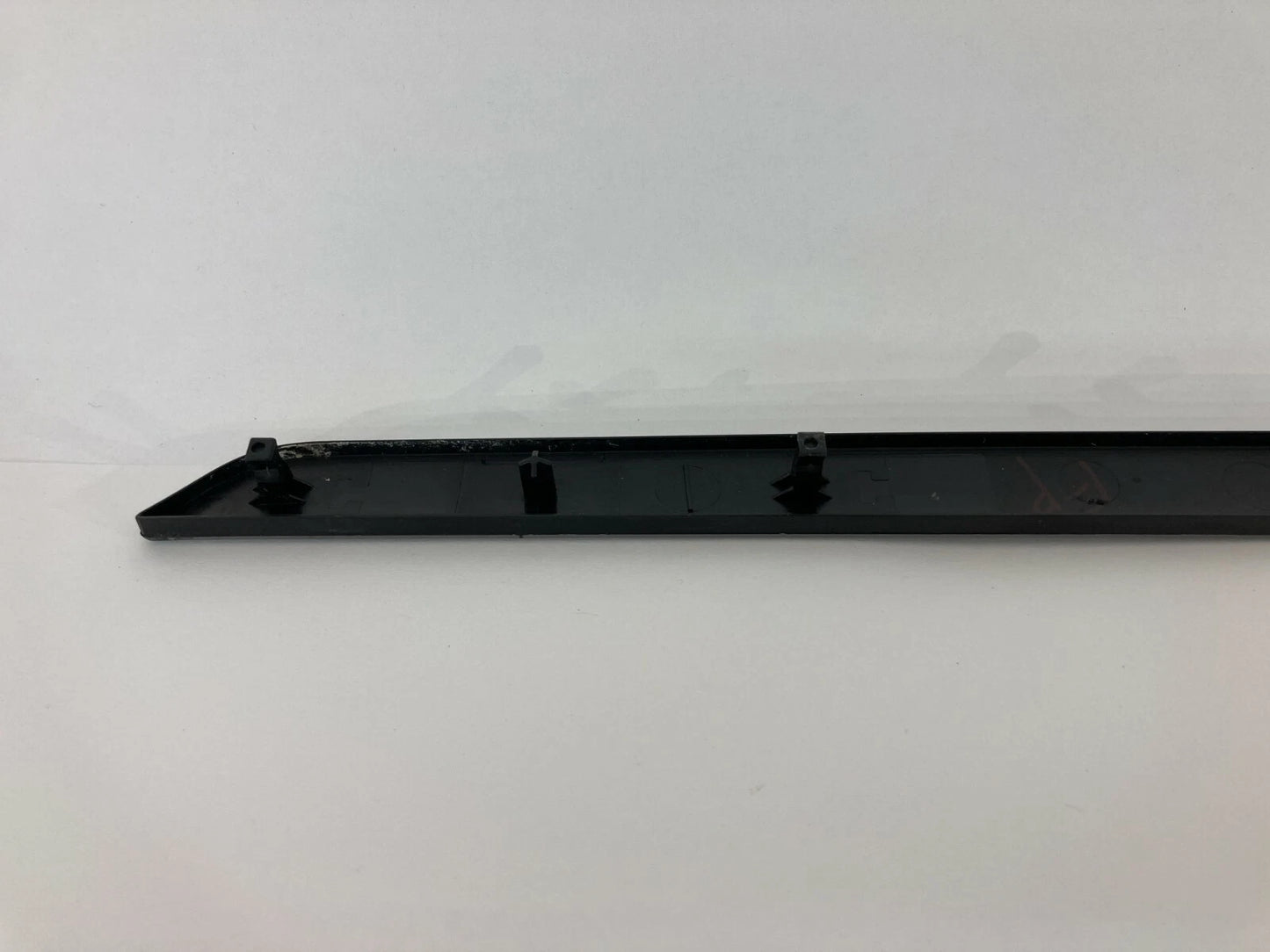 2010-2014 VW VOLKSWAGEN JETTA FRONT RIGHT DOOR TRIM MOLDING COVER 1K4-867-440