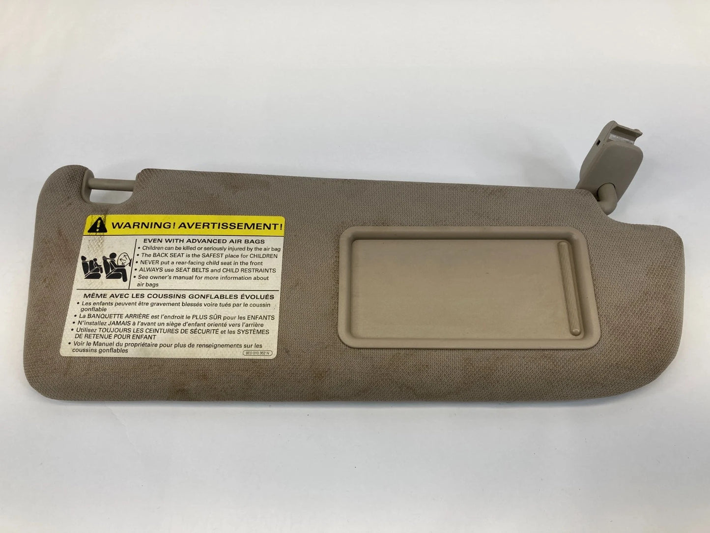 2005-2011 AUDI A6 SEDAN RIGHT PASSENGER SUNVISOR ASSEMBLY UNIT OEM 4F0-857-552K