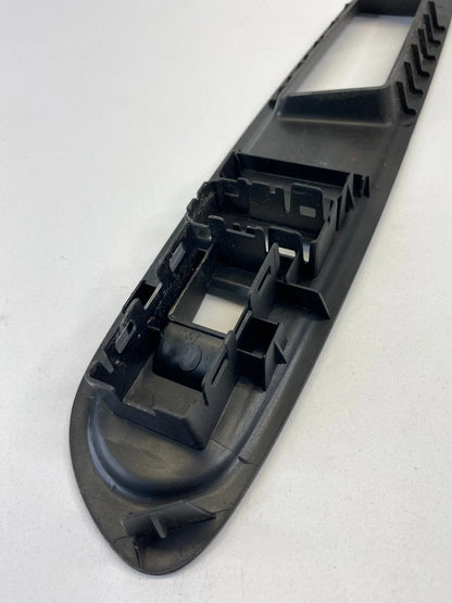 2009-2012 CHEVROLET TRAVERSE FRONT RIGHT SIDE WINDOW SWITCH BEZEL TRIM ONLY OEM