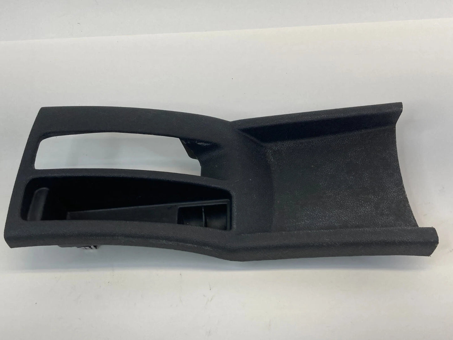 2005-2010 CHEVROLET COBALT PARKING BRAKE HANDLE LEVER COVER TRIM BEZEL 15275613