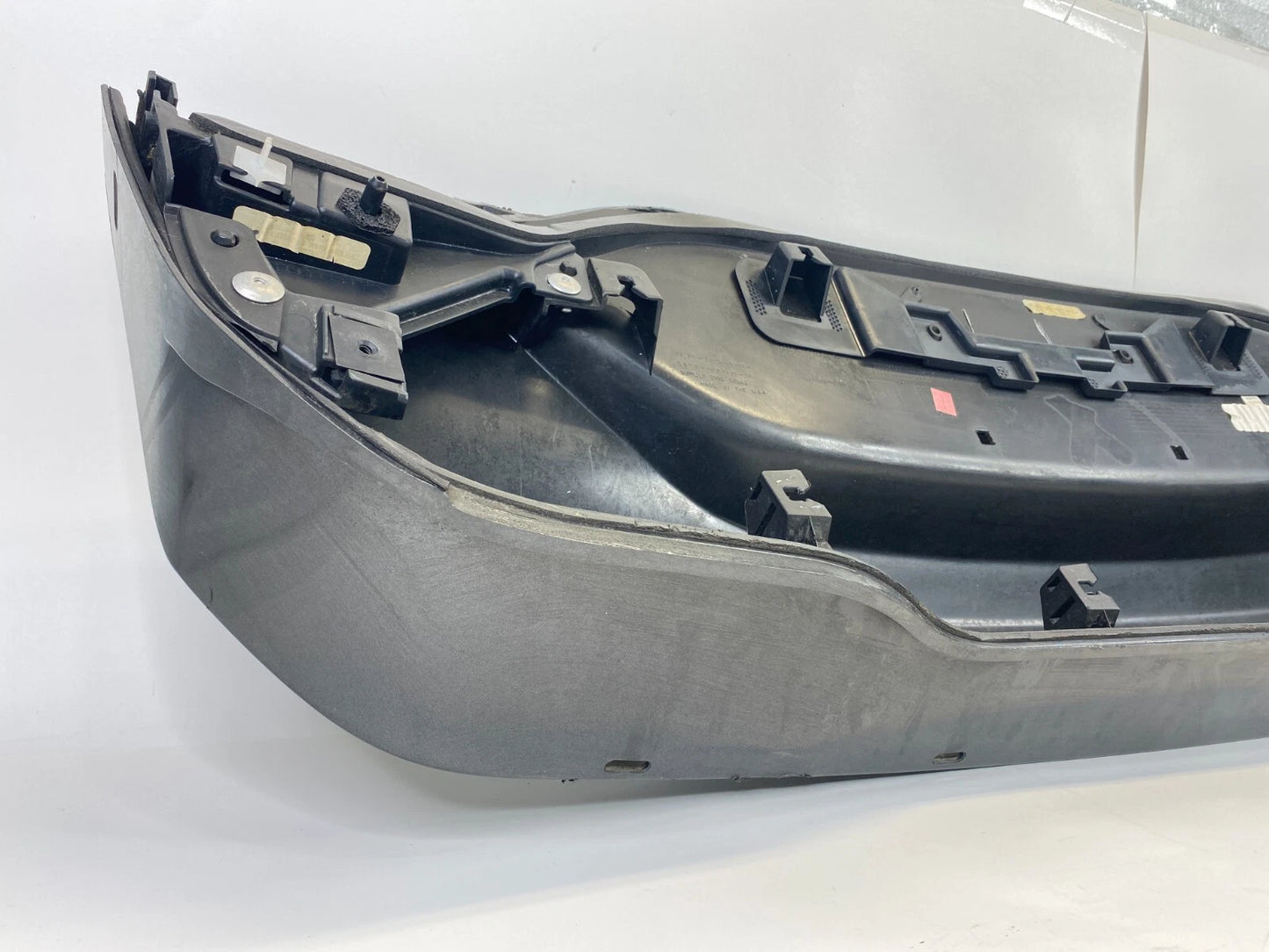 13-16 FORD FUSION SEDAN TRUNK DECK LID PANEL MOLDING LICENSE TRIM DS73F423442DA