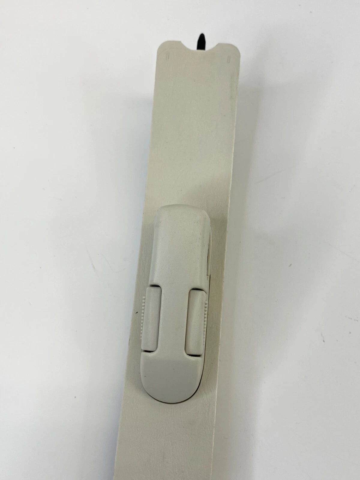 2008-2012 FORD ESCAPE FRONT RIGHT PASSENGER SIDE SEAT BELT HEIGHT ADJUSTER OEM