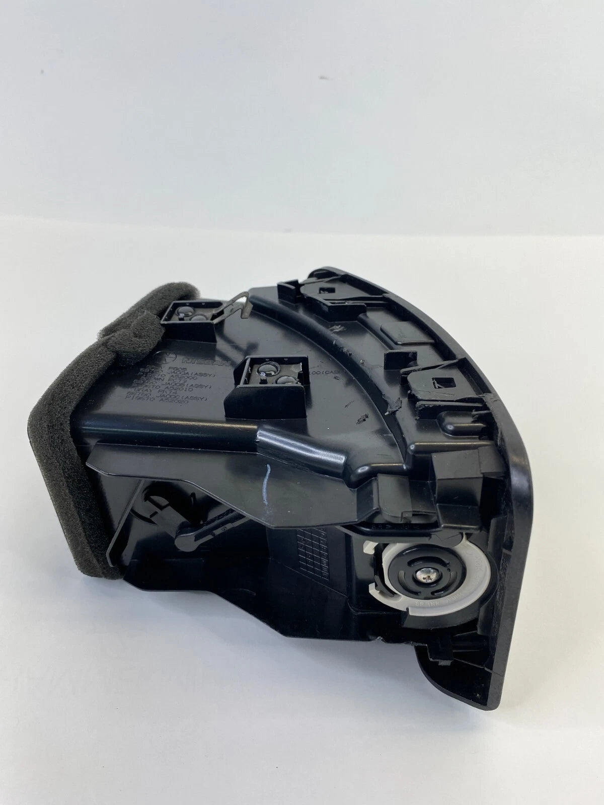 2007-2013 NISSAN ALTIMA RIGHT DASH A/C AIR VENT GRILLE OUTLET 68760-JA00A OEM
