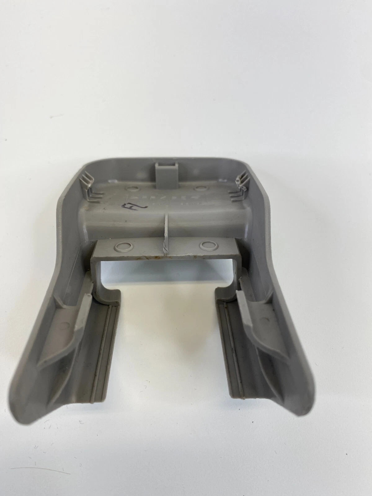 2002 2003 LEXUS ES300 FRONT LEFT DRIVER SIDE SEAT TRACK END COVER CAP OEM