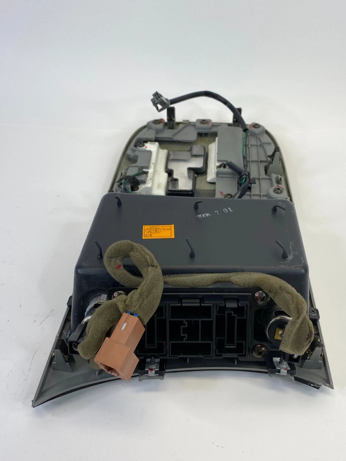 2007-2009 HYUNDAI SANTA FE A/T SHIFTER SHIFT INDICATOR BEZEL W/ POWER OUTLET OEM