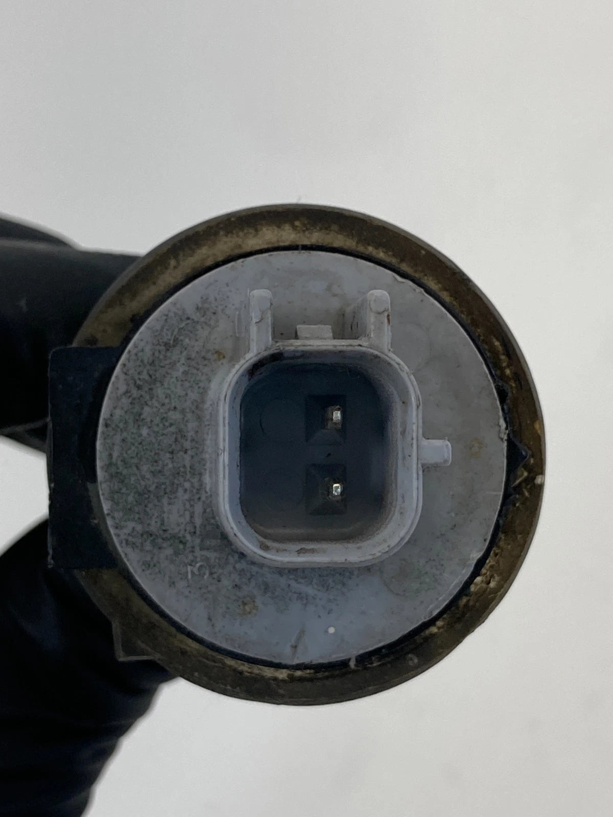 2005-2008 DODGE MAGNUM WINDSHIELD WASHER FLUID RESERVOIR LOW LEVEL SENSOR