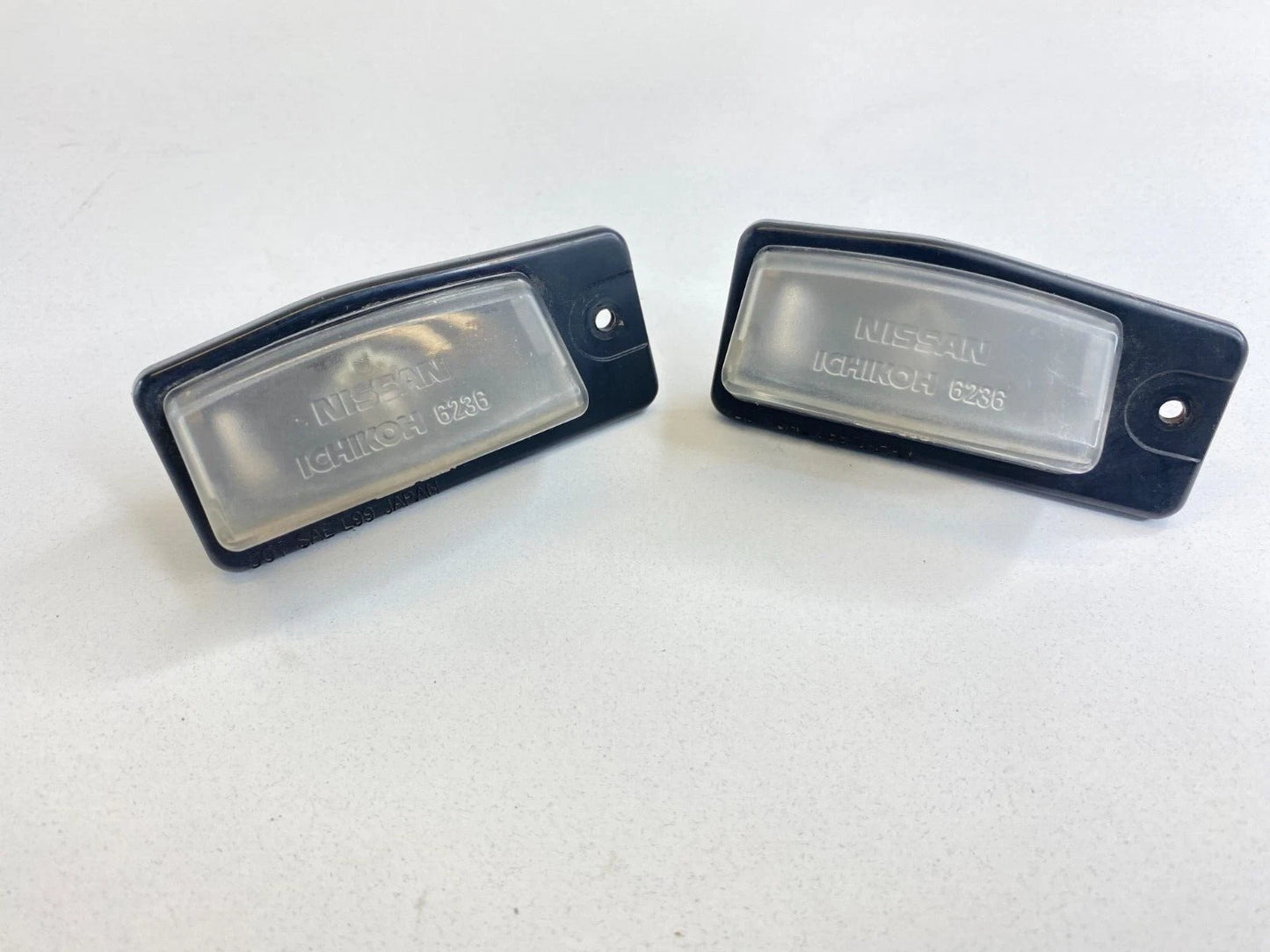 2010 2011 2012 NISSAN SENTRA SEDAN REAR LICENSE PLATE LIGHT LAMP SET PAIR OEM