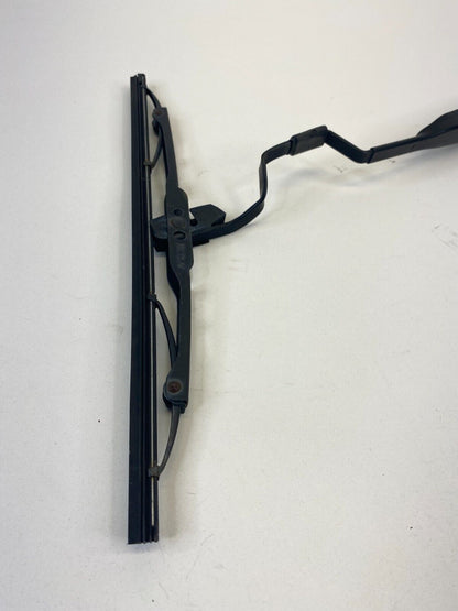 2001 2002 2003 Infiniti QX4 Rear Tailgate Windshield Wiper Arm & Wiper Shade