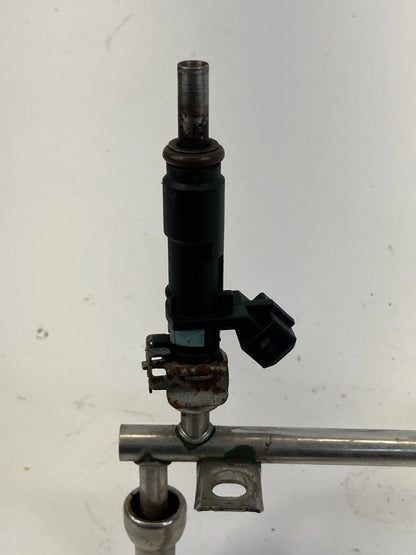 2012-2018 CHEVROLET SONIC 1.8L L4 ENGINE FUEL INJECTION RAIL W/ INJECTORS ASSY