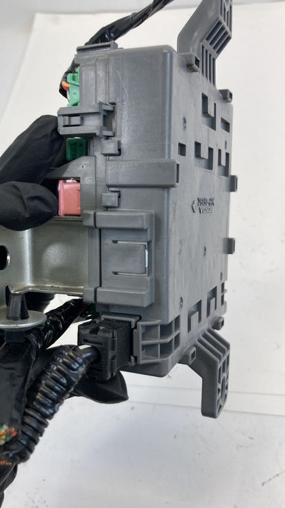 2005-2007 Honda Odyssey Interior Cabin Right Side Fuse Box Relay Junction Block