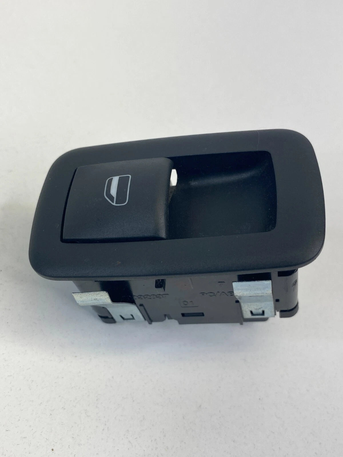 2010 2011 TOWN & COUNTRY GRAND CARAVAN REAR DOOR POWER WINDOW SWITCH 04602927AA