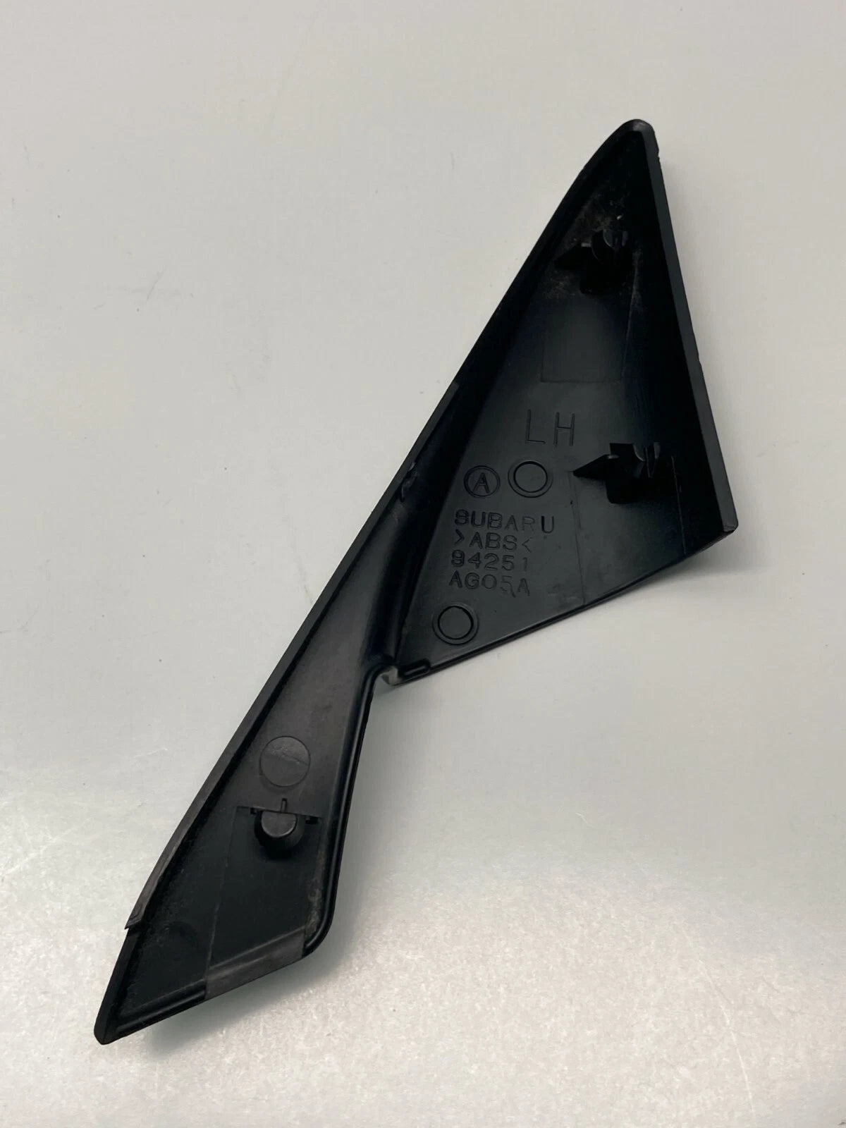 2005-2009 SUBARU OUTBACK LEGACY FRONT LH INNER MIRROR TRIM COVER OEM 94251AG05A