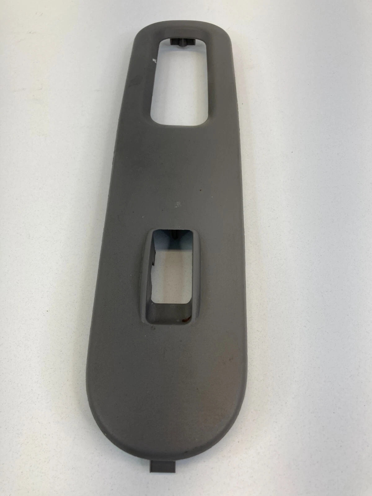 99-04 HONDA ODYSSEY FRONT RIGHT DOOR WINDOW SWITCH COVER BEZEL 83511-S0X-A010