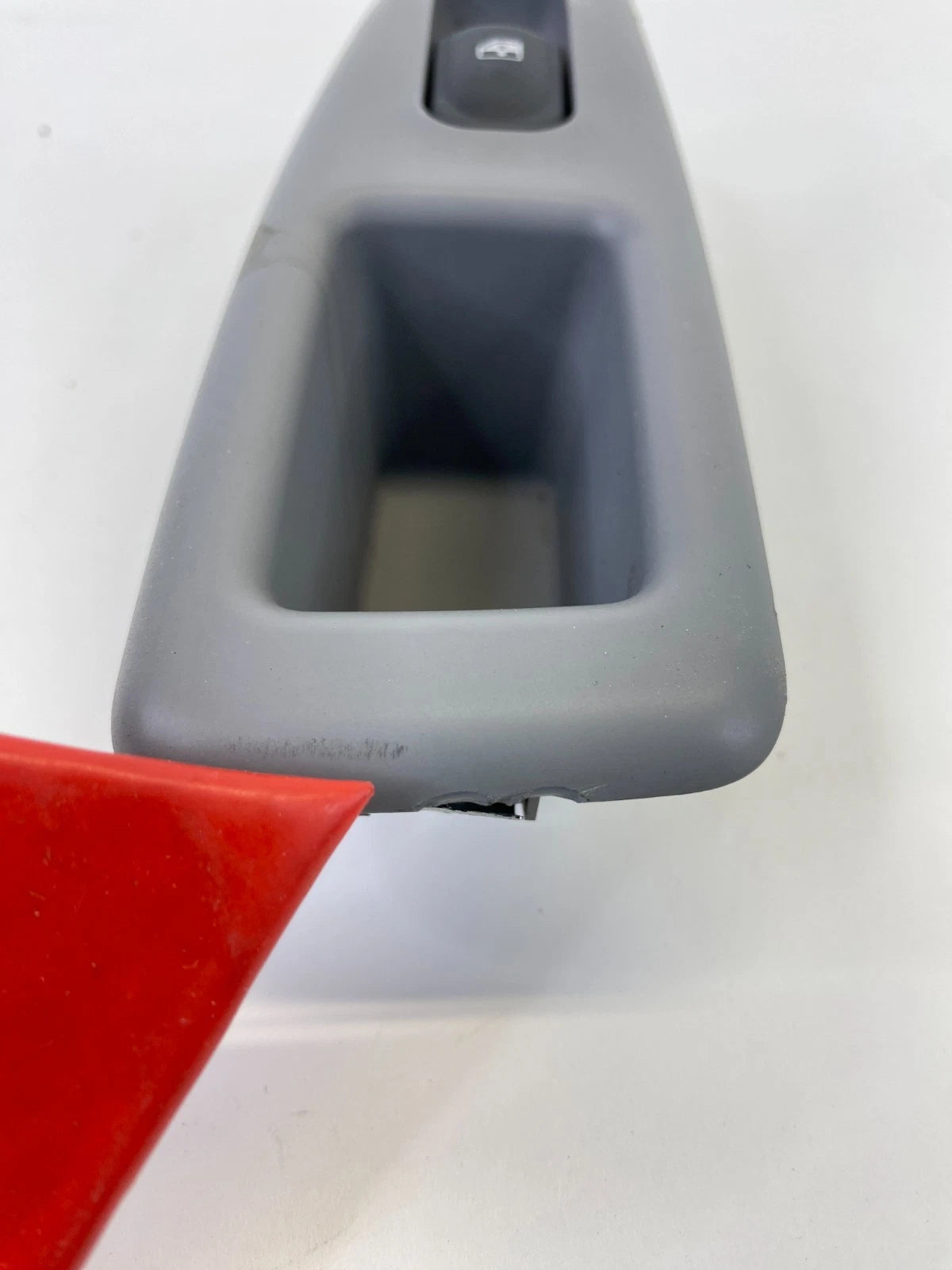 06-08 KIA OPTIMA REAR LEFT BACK DOOR WINDOW CONTROL SWITCH W/ BEZEL 93580-2G000