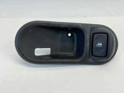 03 04 Land Rover Discovery Rear Left Side Inner Door Handle Bezel w/ Switch