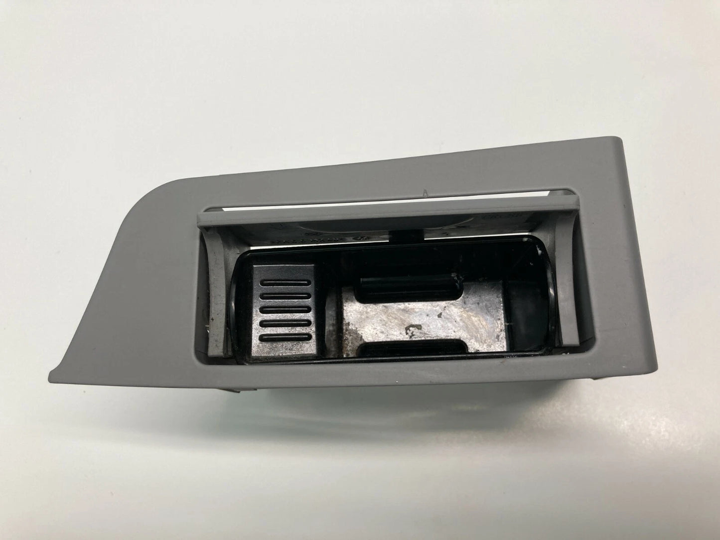 2004-2007 BMW 5-SERIES REAR RIGHT BACK SIDE DOOR INTERIOR ASH TRAY ASHTRAY TRIM
