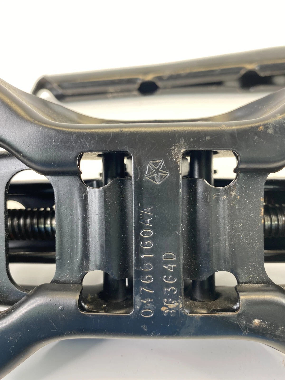 2008 09 10 11 12 13 2014 DODGE AVENGER EMERGENCY SPARE TIRE JACK ASSY 04766160AA