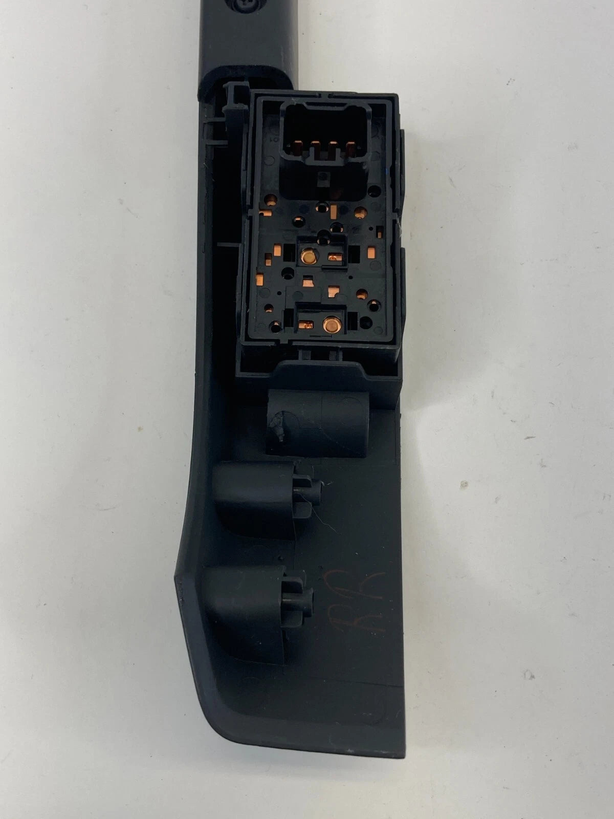 12-16 CHEVROLET SONIC HATCHBACK FRONT RIGHT SIDE DOOR WINDOW SWITCH W/ BEZEL OEM