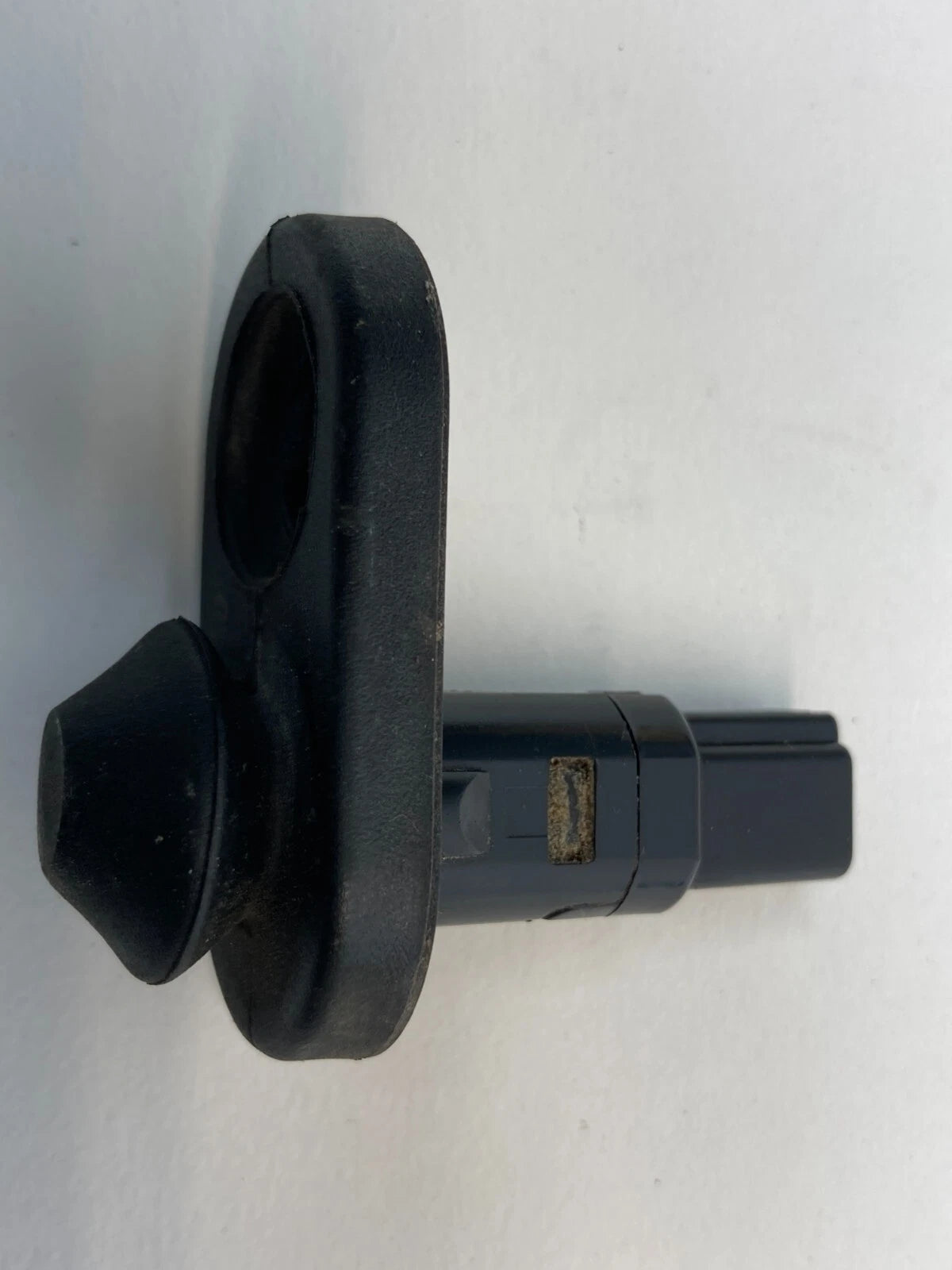 2003-2013 TOYOTA COROLLA REAR RIGHT DOOR COURTESY LIGHT AJAR JAMB SENSOR SWITCH