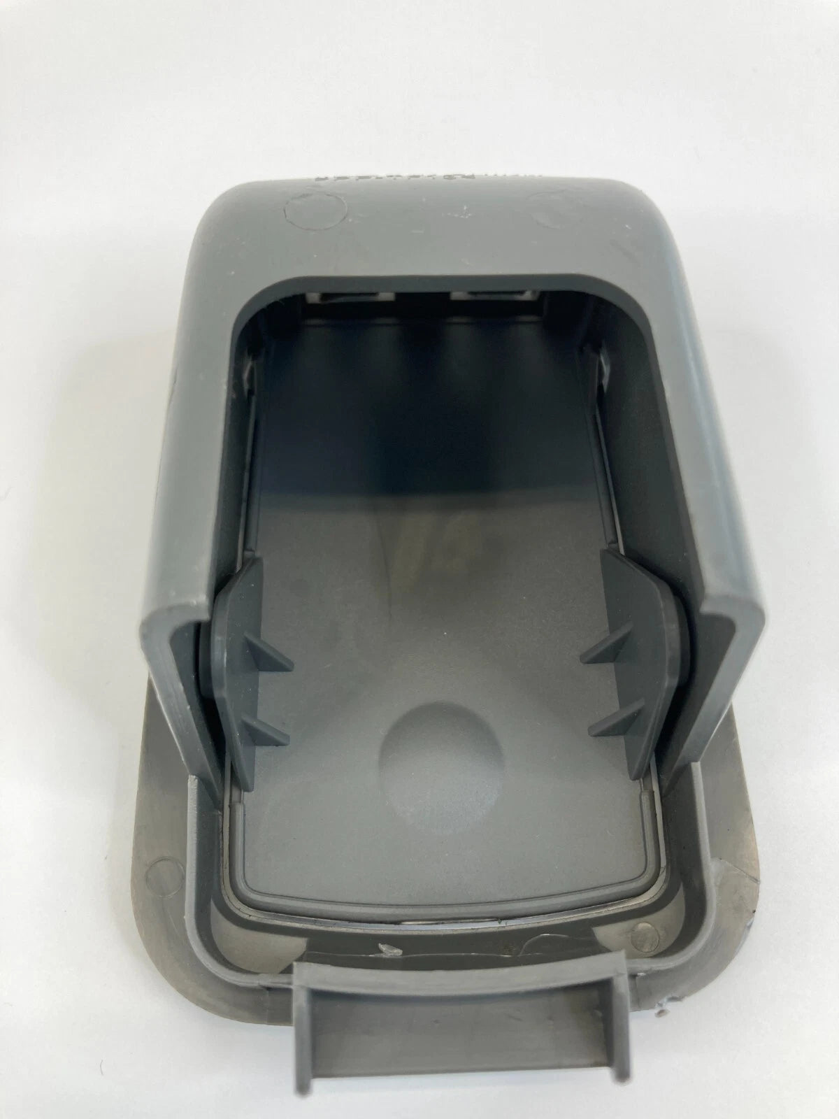 2013-2015 CHEVROLET MALIBU REAR DECK TOP TETHER ANCHOR COVER CAP OEM 15795997