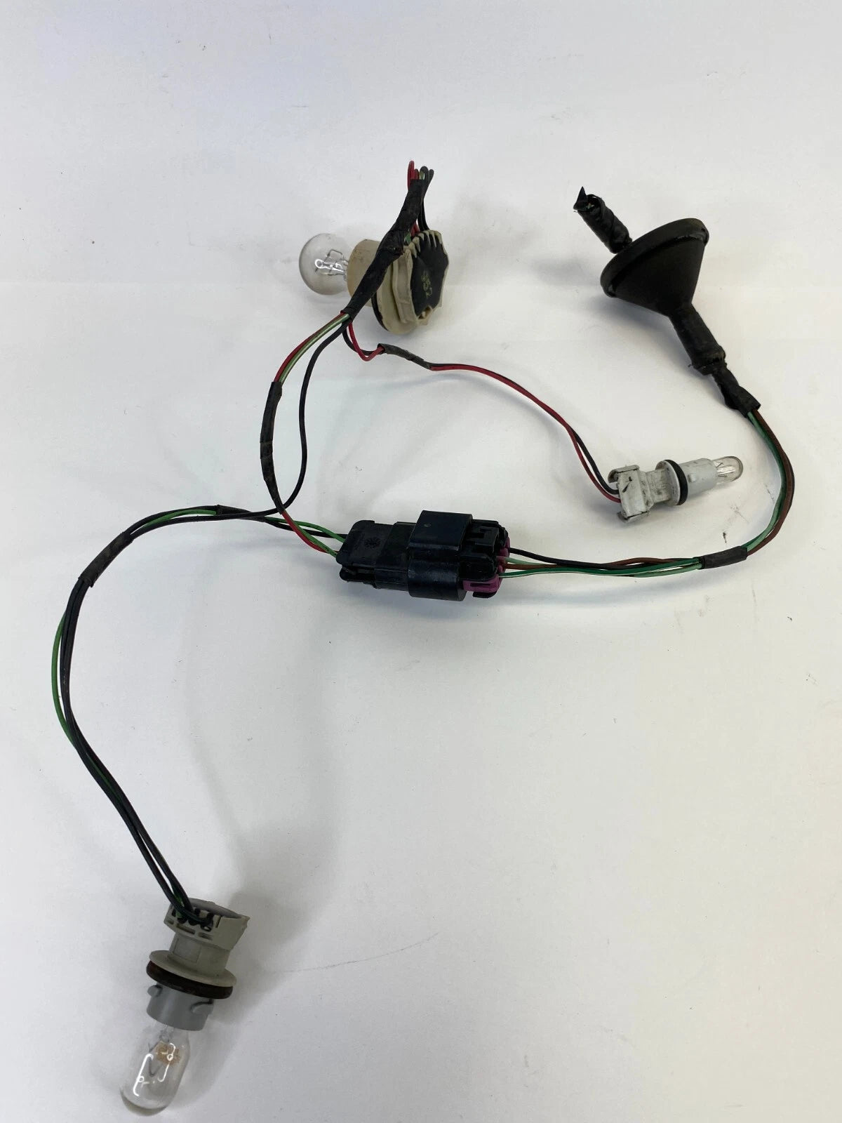 2010-2015 CHEVROLET EQUINOX REAR RIGHT TRUNK TAIL LIGHT WIRING WIRE HARNESS OEM