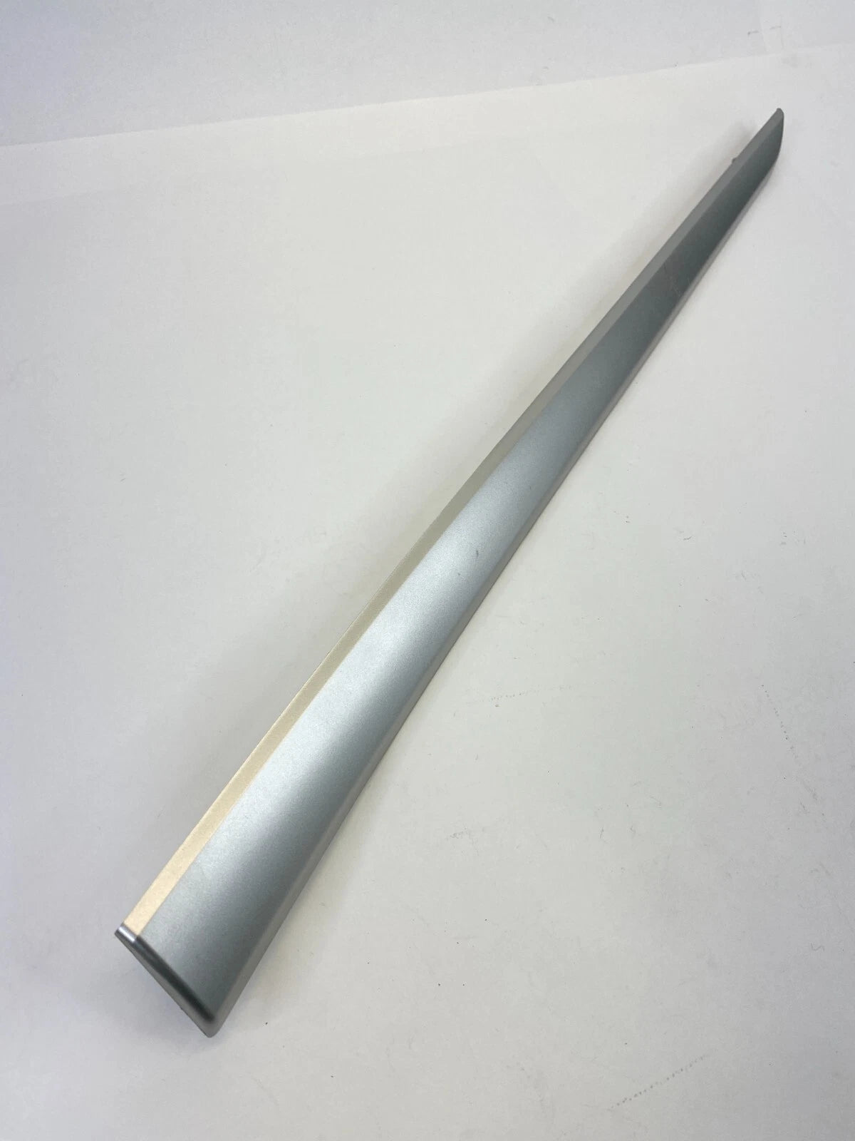 10 11 12 13 SUBARU OUTBACK REAR RIGHT SIDE INTERIOR DOOR TRIM MOLDING 94228AJ04A