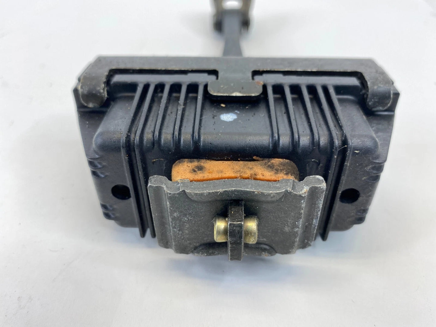 2004-2007 BMW 530I FRONT RIGHT SIDE DOOR CHECK STOP STOPPER DETENT 7033609 OEM