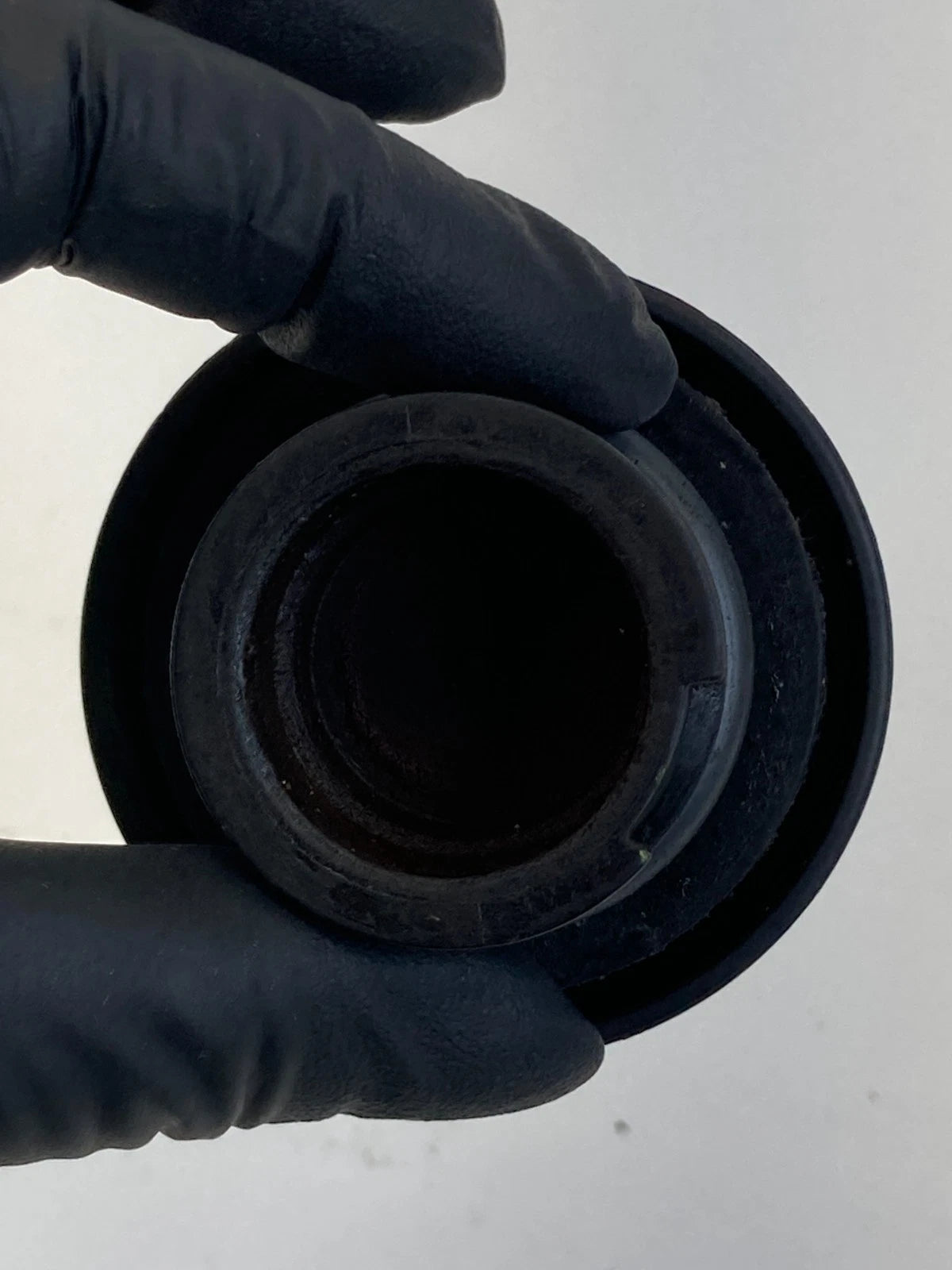 2007-2016 Buick LaCrosse 3.6L Engine Oil Filler Fluid Cap Lid Cover OEM