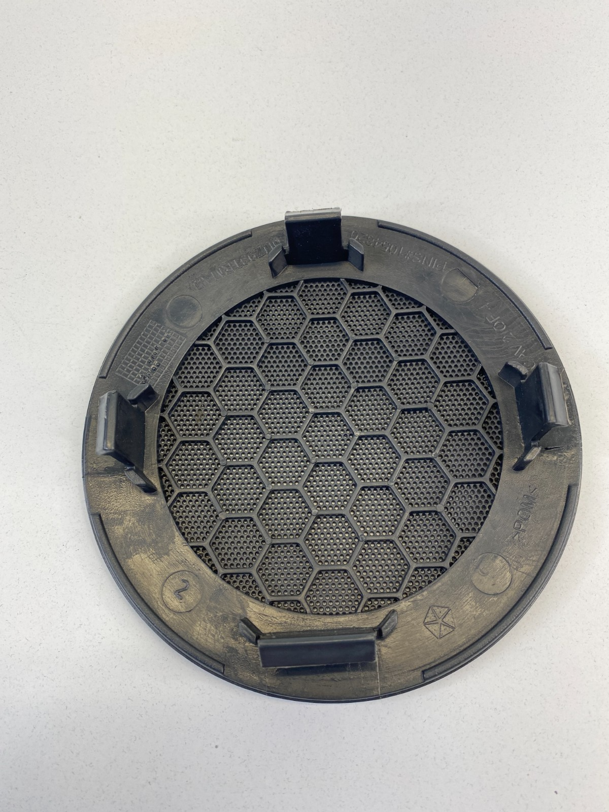 08-10 Charger 05-08 Chrysler 300 Left Or Right Dashboard Speaker Cover 1054820