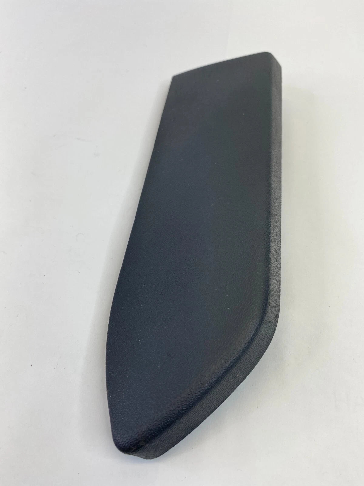 07-12 MITSUBISHI GALANT REAR LEFT DOOR PANEL ARMREST ARM REST 722A039-0709 OEM