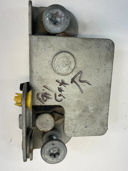 2001-2010 FORD EXPLORER SPORT TRAC REAR RIGHT SIDE LIFTGATE TAILGATE LOCK LATCH
