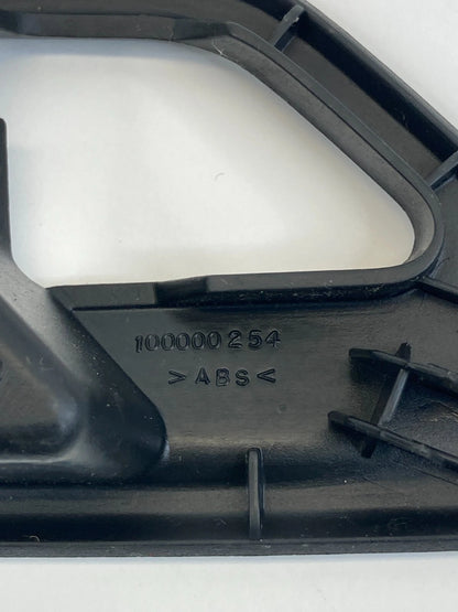2009 2010 DODGE JOURNEY FRONT RIGHT INTERIOR DOOR HANDLE BEZEL TRIM 100000254