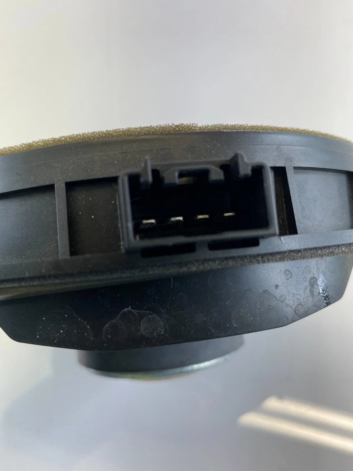 2012-2018 FORD FOCUS REAR LEFT SIDE DOOR SOUND SYSTEM SPEAKER ASSEMBLY OEM