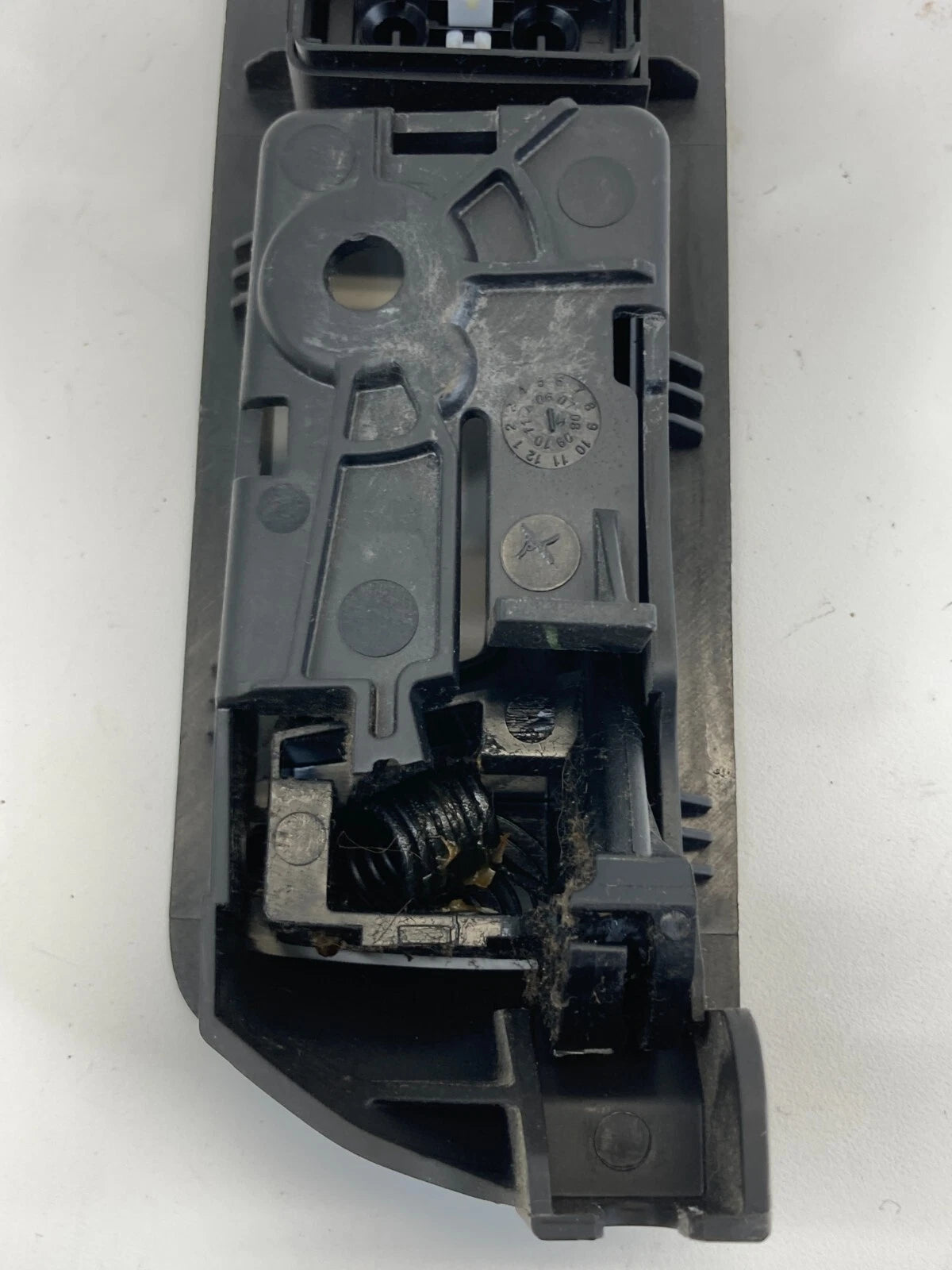2008-2012 FORD ESCAPE FRONT RIGHT SIDE INTERIOR DOOR HANDLE 8L84-7822600-A OEM