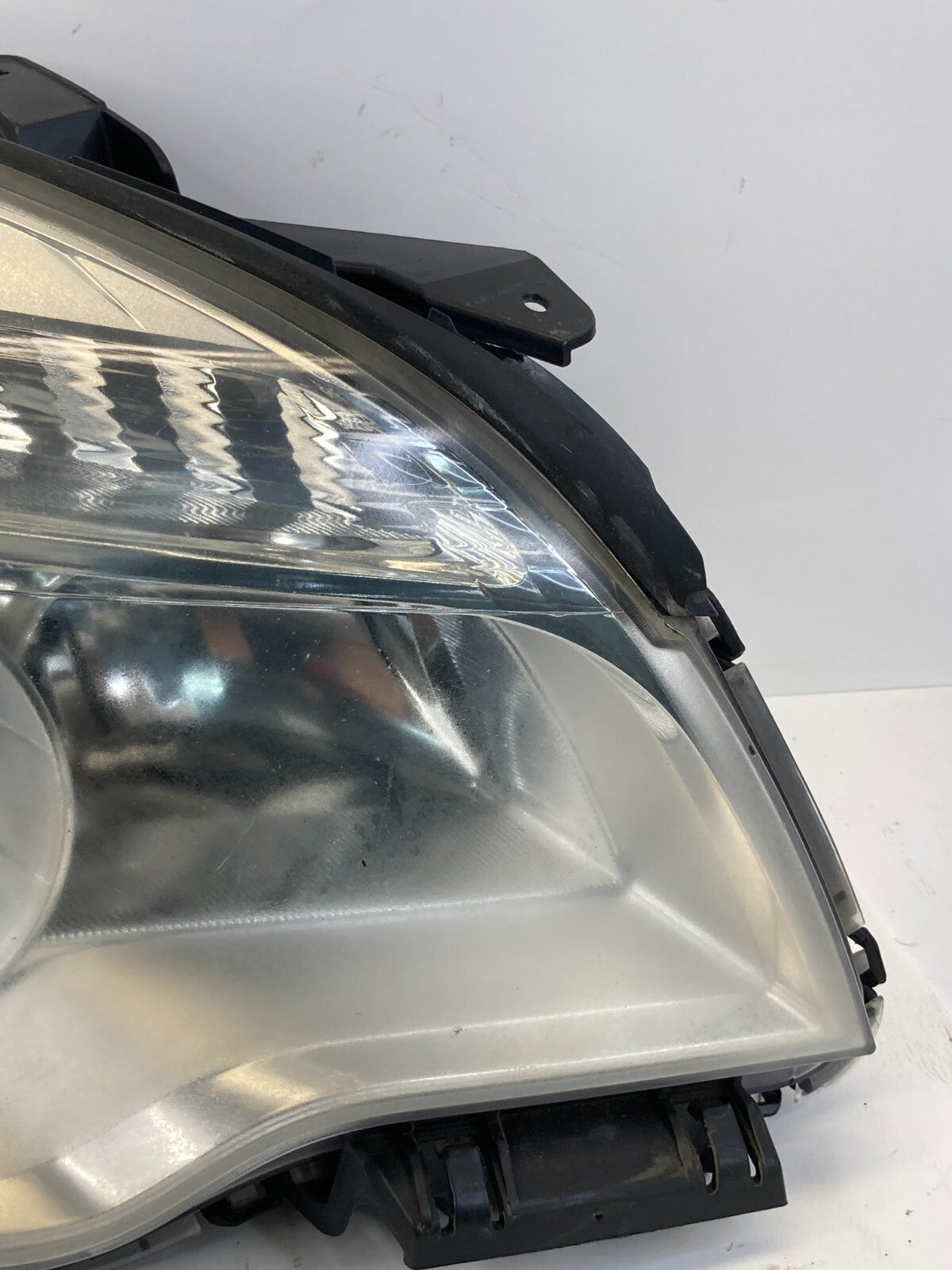 2010-2015 Chevrolet Equinox Right Passenger Headlight Headlamp Halogen OEM