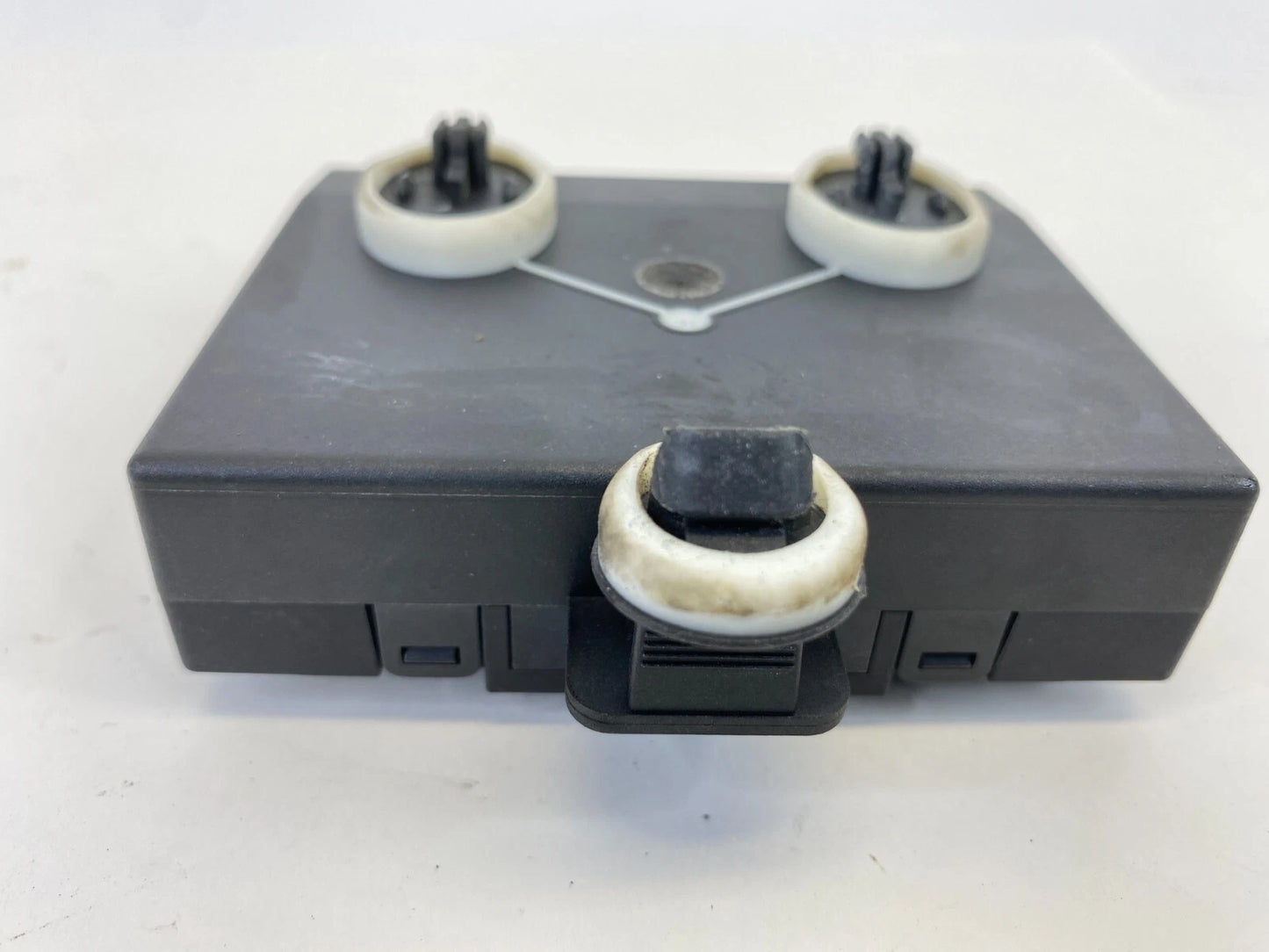 11-13 AUDI A4 QUATTRO FRONT RIGHT SIDE DOOR LOCKING CONTROL MODULE 8T0-959-792-M