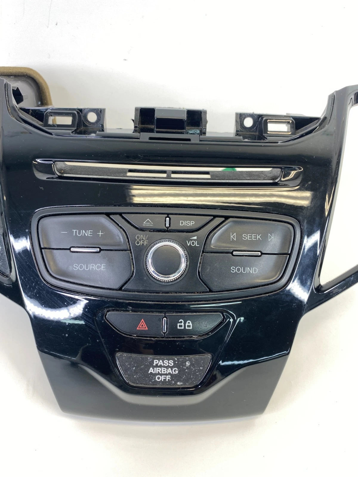 14 15 16 17 18 19 Ford Fiesta Dash Audio Radio Face Control Panel w/Air Vents