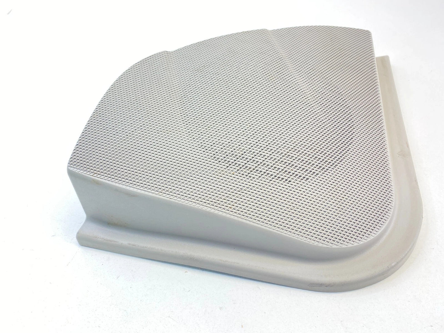 03-06 MERCEDES-BENZ E500 REAR RIGHT SIDE DOOR SPEAKER GRILLE COVER 2117370688