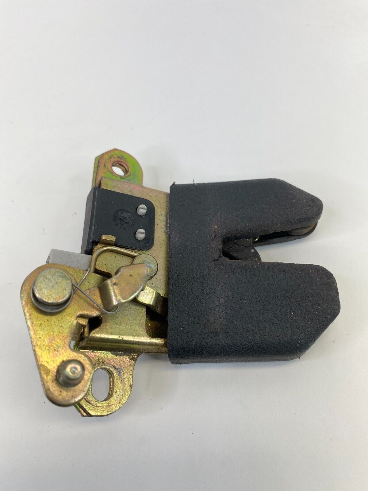 2001-2005 Volkswagen Jetta Trunk Lid Lock Latch Release Actuator Assy OEM