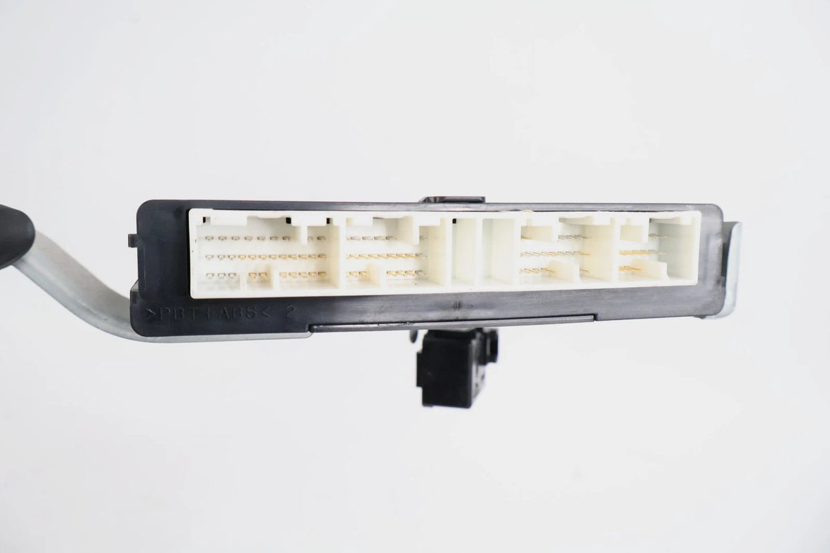 2003-2005 TOYOTA 4RUNNER SKID CONTROL ABS VSC TRC COMPUTER MODULE OEM 8954035320