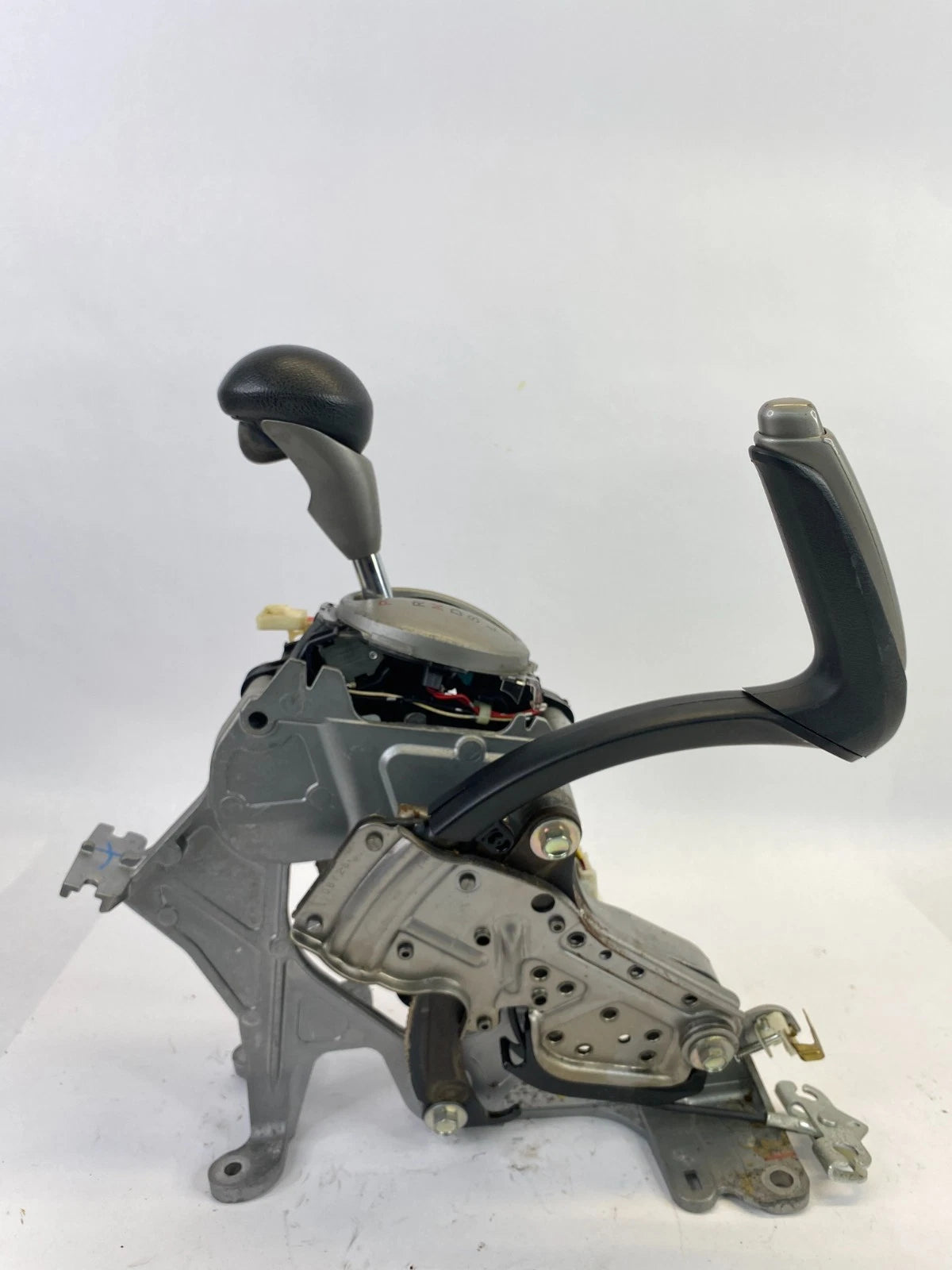 2006-2011 HONDA CIVIC 1.3L A/T FLOOR GEAR SHIFTER SELECTOR LEVER W/ BRAKE HANDLE