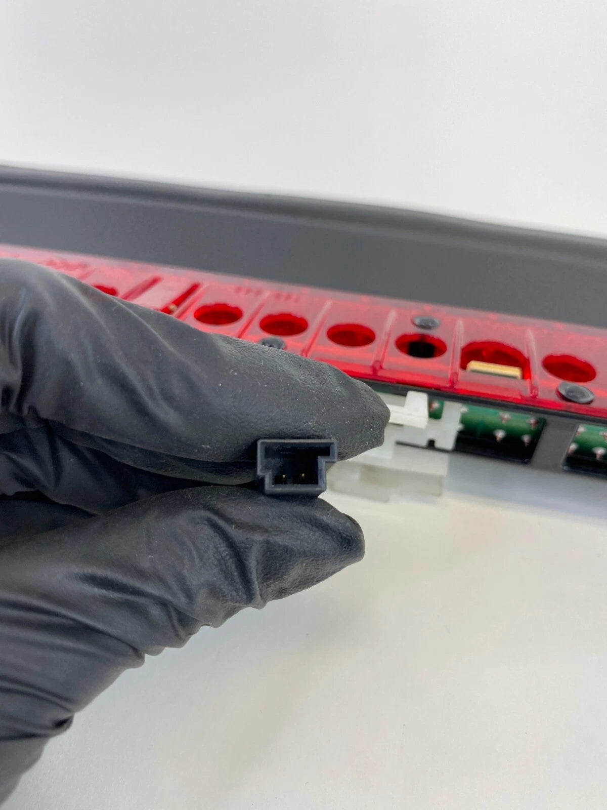 2006 BMW 330xi Sedan 07-08 328i 3RD Third Brake Light High Mounted Stop Lamp