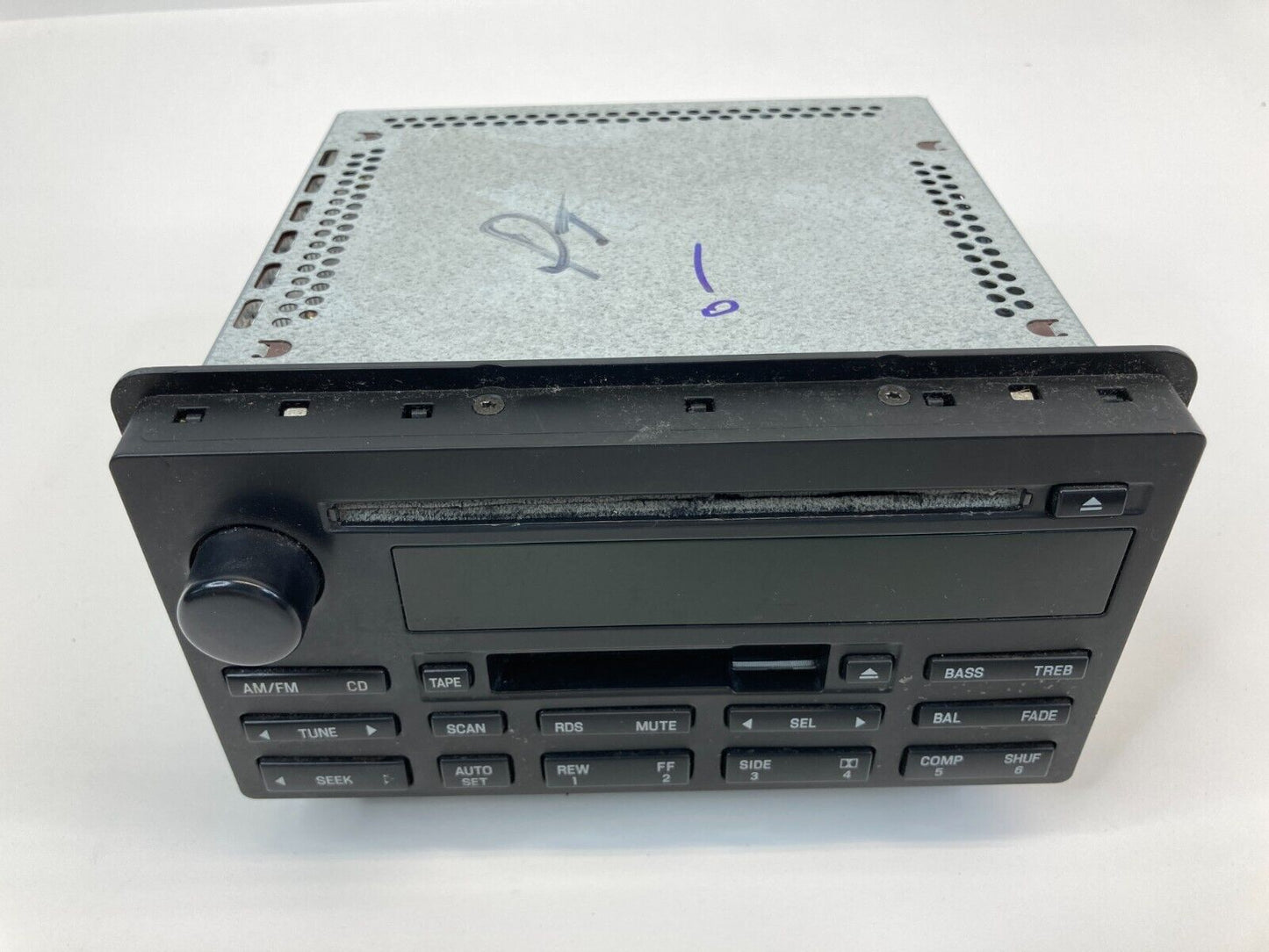 2003 2004 Ford Expedition AM FM Radio Stereo CD Cassette Player 4L1T-18C868-AB